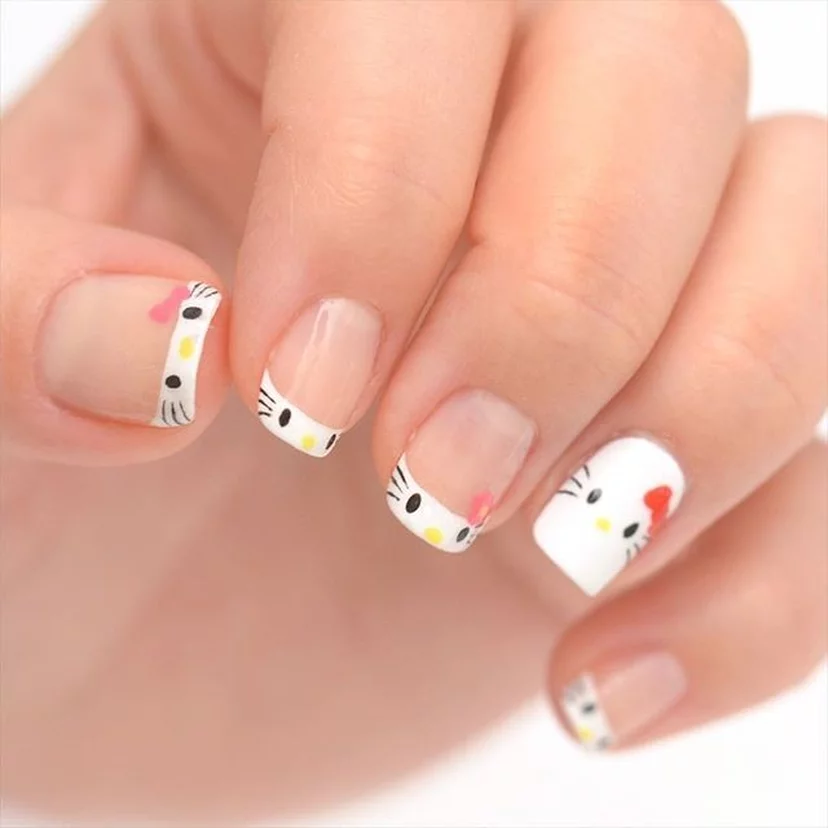 Hello Kitty Nails