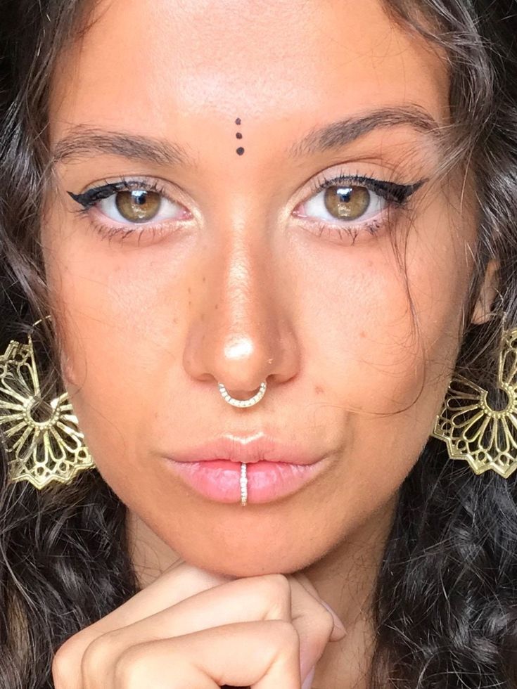 Vertical Labret Healing