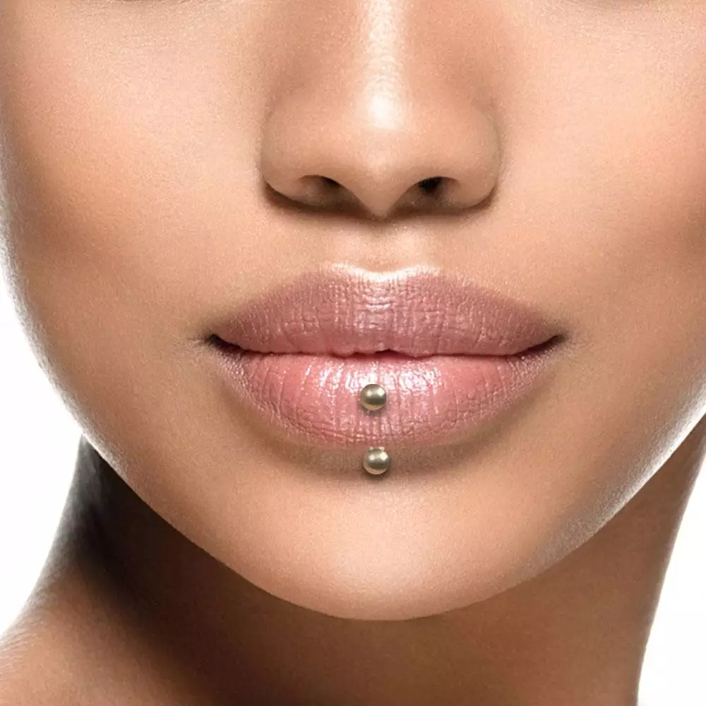 Vertical Labret
