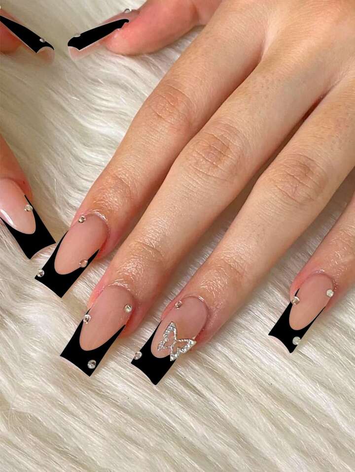 Black French Tip Nails
